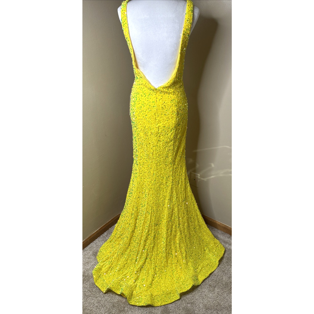 Witness of Love Evening Gown Size 14 Yellow Fully Beaded Sequin V-Neck Formal - Picture 9 of 13